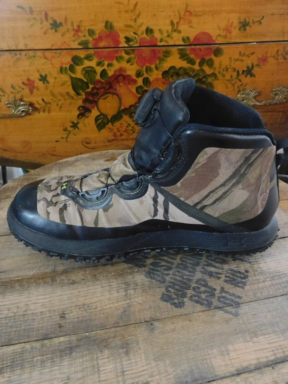 Under Armour Camo BOA Gore Tex boots Michelin Fat Tire Ridge Reaper Barren 11.5